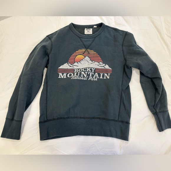 🏔️ Tailgate Rocky Mountain Green Sweatshirt - Medium - Picture 2 of 6